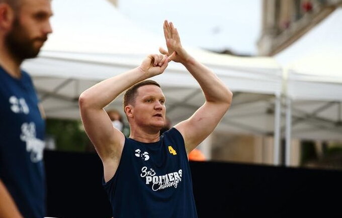 V.Šulskis su komanda nužygiavo iki finalo (FIBA nuotr.)