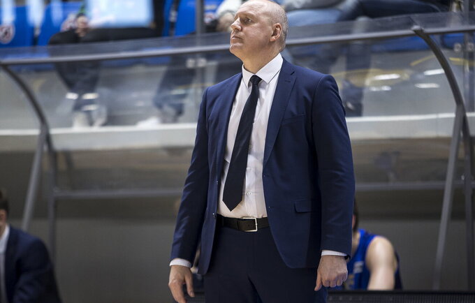 R.Cvirka perima „Astana“ vairą („Betsafe-LKL“ nuotr.)
