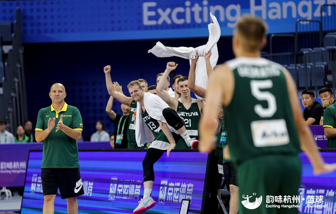 Lietuva startavo pergale