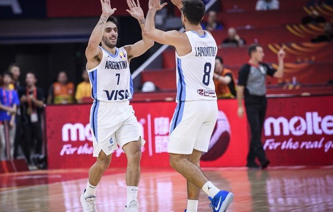 F.Campazzo turi teisę švęsti (FIBA nuotr.)