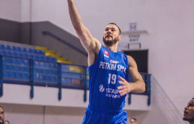 M.Sajus liko toli nuo pergalės (FIBA nuotr.)