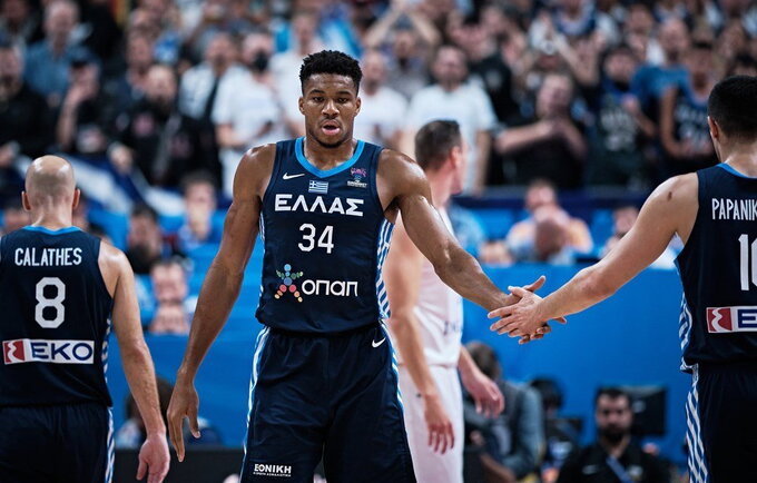 Antetokounmpo (FIBA nuotr.)