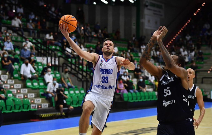 T.Dimša žais tarptautinėje arenoje (FIBA nuotr.)
