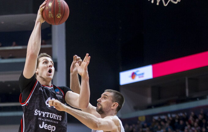 C.Bairstow Europos taurėje žaidė prastai (BNS nuotr.)