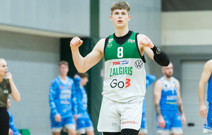 J.Stonkus vyksta į NCAA (Dainius Lukšta, NKL)