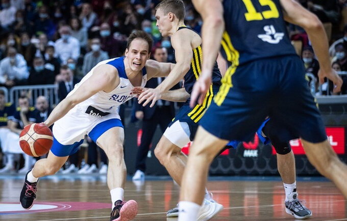 K.Prepeličius buvo sunkiai sulaikomas (FIBA nuotr.)