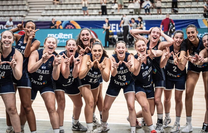 Izraelio 20-metės žengė į ketvirtfinalį (FIBA nuotr.)