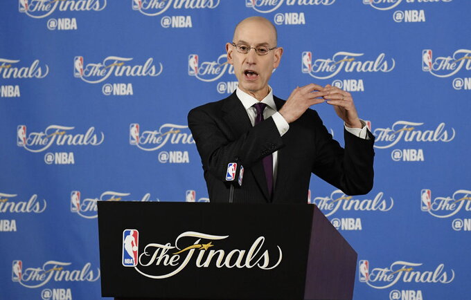 A.Silveris norėtų į NBA įvesti daugiau permainų (Scanpix nuotr.)