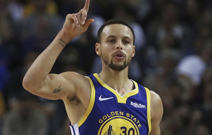 Broliai Curry kovos dėl patekimo į NBA finalą (Scanpix nuotr.)