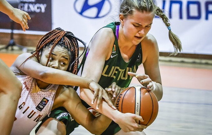 S.Visockaitės dvigubo dublio pergalei neužteko (FIBA Europe nuotr.)