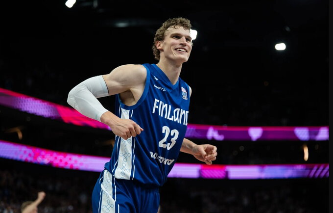 L.Markkanenas yra sunkiai sulaikomas (FIBA nuotr.)