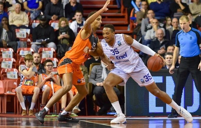 K.Kadji NBA naujokų biržoje dalyvavo būdamas net 25-erių