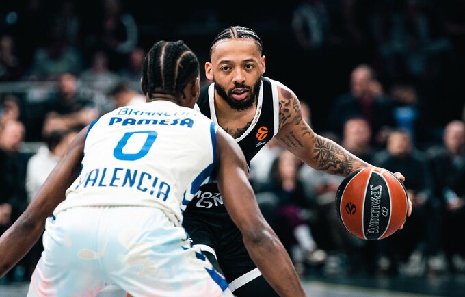 „Partizan“ yra ant bangos