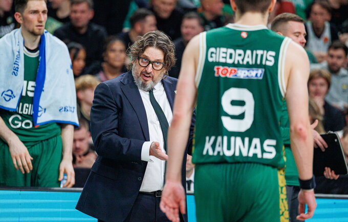 A.Trinchieri nenori, kad komanda pasisotintų viena pergale (BNS nuotr.)