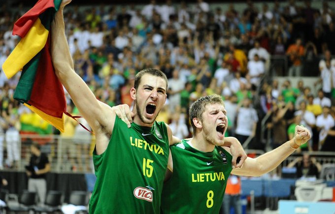 J.Valančiūnas dabar žaidžia NBA, o D.Redikas – NKL (Fotodiena.lt)