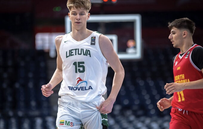 Kova baigėsi lietuvių pergale (FIBA nuotr.)