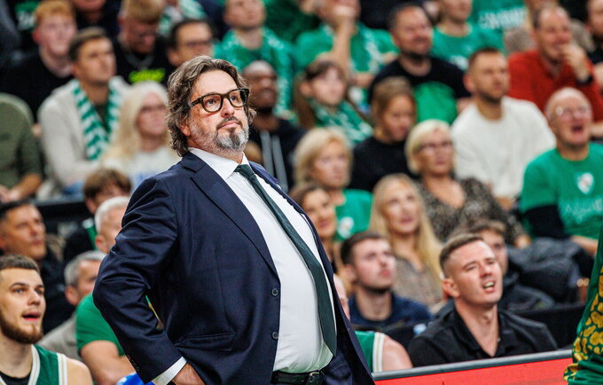 A.Trinchieri ruošiasi mačui Paryžiuje (BNS nuotr.)