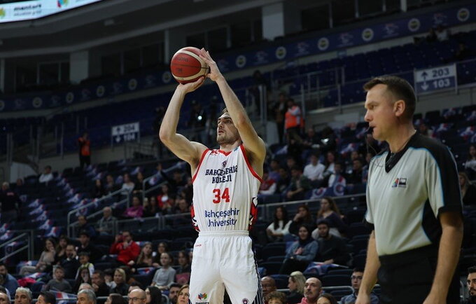 T.Cavanaugh grįš į Lietuvą (FIBA nuotr.)