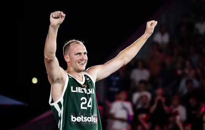 A.Pukelis yra penketuke (FIBA nuotr.)