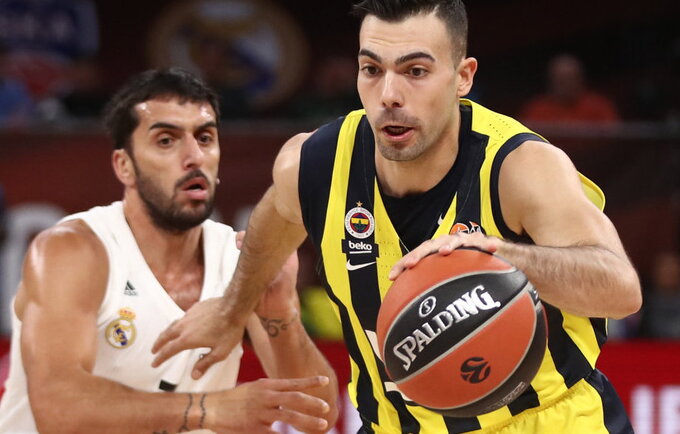 K.Sloukas rinkosi iš puikių pasiūlymų (Scanpix nuotr.)