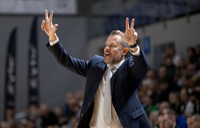 G.Žibėnas apžvelgė rungtynes (Foto: Rokas Lukoševičius)