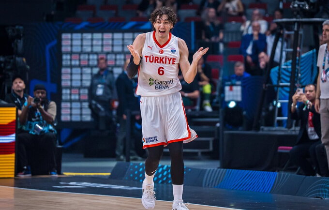 C.Osmanas susižeidė (FIBA nuotr.)