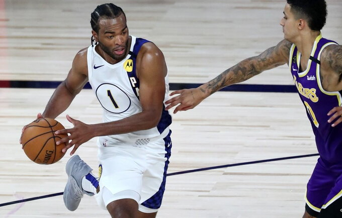 T.J.Warrenas dvikovos pabaigoje tarė savo žodį (Scanpix nuotr.)