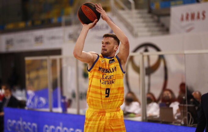 T.Dimša gali likti be atkrintamųjų