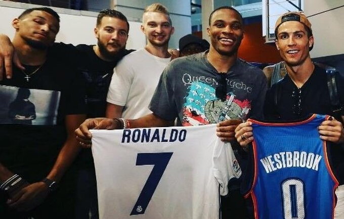 D.Sabonis įsiamžino su futbolo žvaigžde