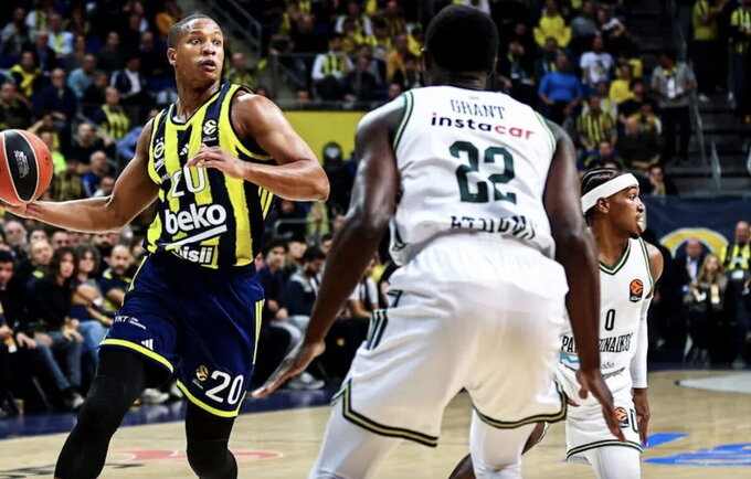 D.Hallas turėtų keltis į Milaną (Euroleague.net)