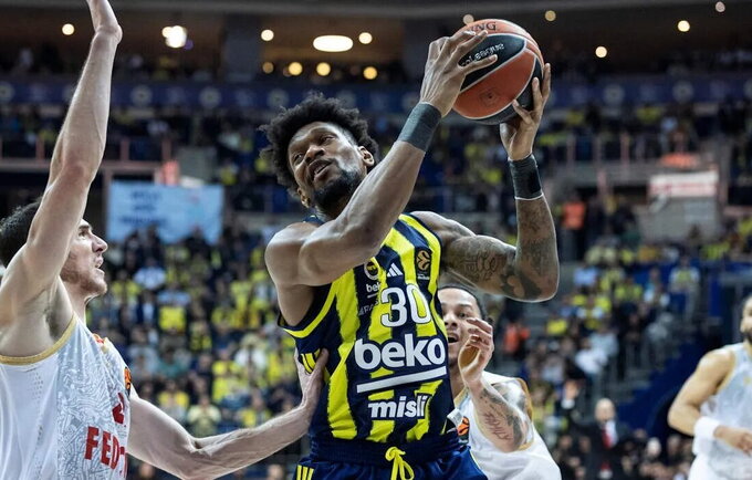 Ch.Silva vedė ekipą į pergalę (Euroleague.net)