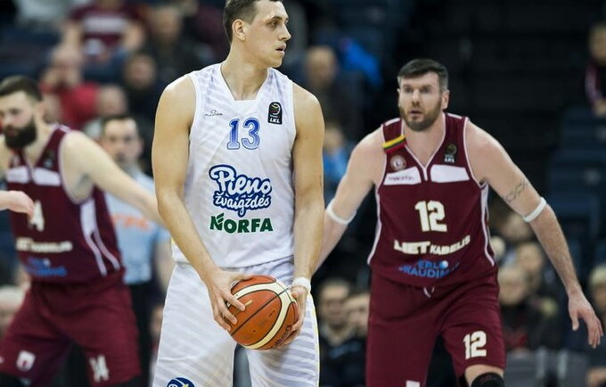 V.Bobrovas B.Griffino dėjimų nekartos (Fotodiena.lt)