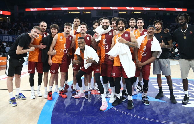 „Galatasaray“ triukšmingai laimėjo
