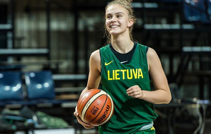 J.Jocytė debiutavo mače su Albanija (Krepšinio namų nuotr.)