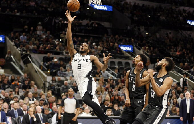 K.Leonardas ir vėl tapo rezultatyviausiu „Spurs“ žaidėju (Scanpix nuotr.)