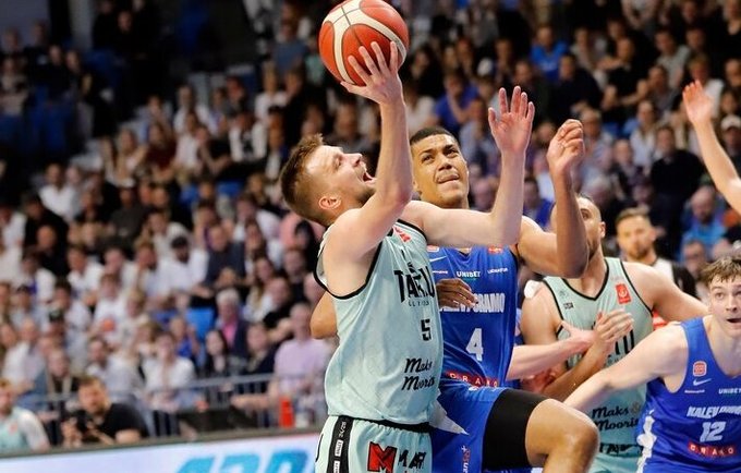 K.Giedraitis liko per pergalę nuo titulo