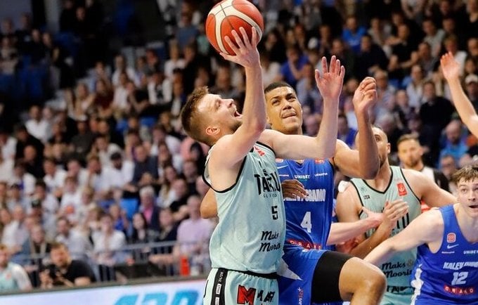 K.Giedraitis liko per pergalę nuo titulo