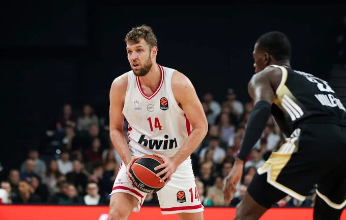 A.Vezenkovas vėl buvo sunkiai sulaikomas (Euroleague.net)