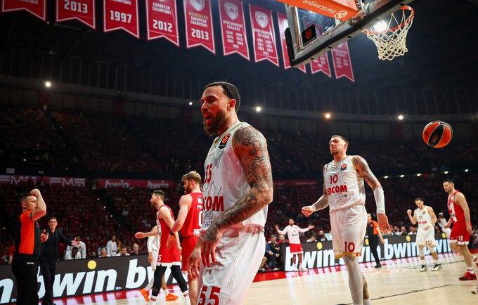 M.Jamesas žais pasaulio čempionato atrankoje