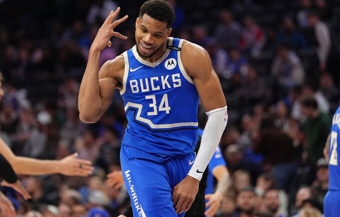 G.Antetokounmpo surengė kosminį pasirodymą (Scanpix nuotr.)