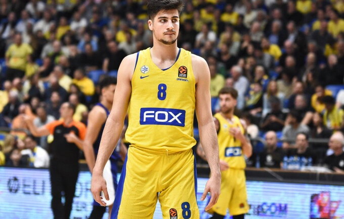 D.Avdija domina „Warriors“