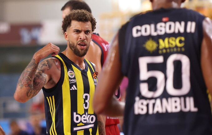„Fenerbahče“ laimėjo užtikrintai