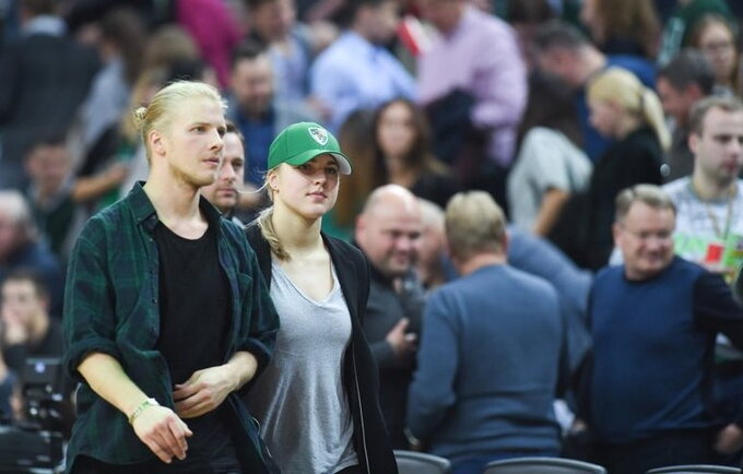 R.Meilutytė geriausiai pažįsta A.Kavaliauską (Fotodiena.lt)