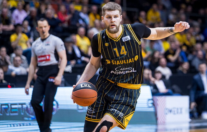 O.Pleikys žiba Šiauliuose (Foto: Rokas Lukoševičius)