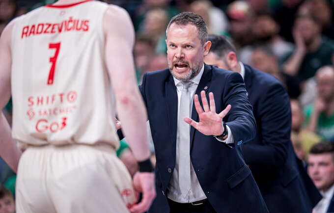 G.Žibėnas po pergalės prašė pagarbos auklėtiniams (Foto: Rokas Lukoševičius)