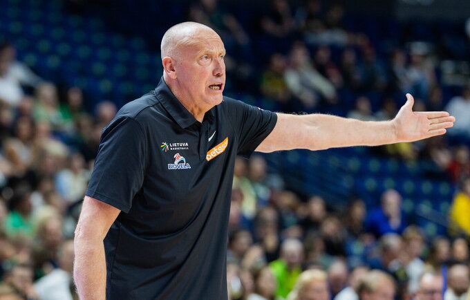 R.Kurtinaitis pasirengė mačui prieš Turkiją (BNS nuotr.)