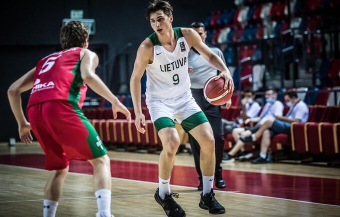 R.Kneižys gali tapti vienu naujų klaipėdiečių vedlių (FIBA nuotr.)
