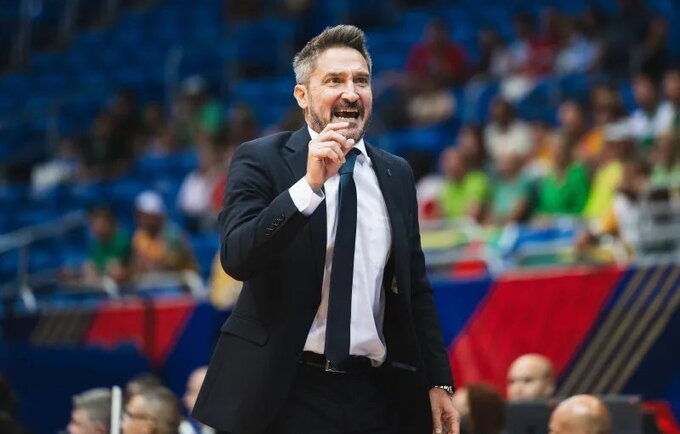 G.Pozzecco lieka prie rinktinės vairo (FIBA nuotr.)