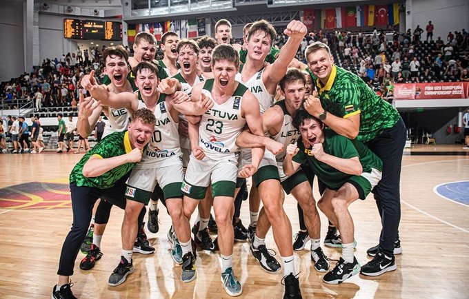 Lietuvos jaunimo rinktinė žais čempionato finale (FIBA Europe nuotr.)