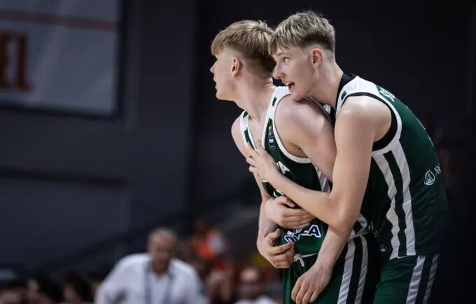 D.Buika ir A.Butajevas buvo ryškiausiais rinktinės veidais (FIBA nuotr.)